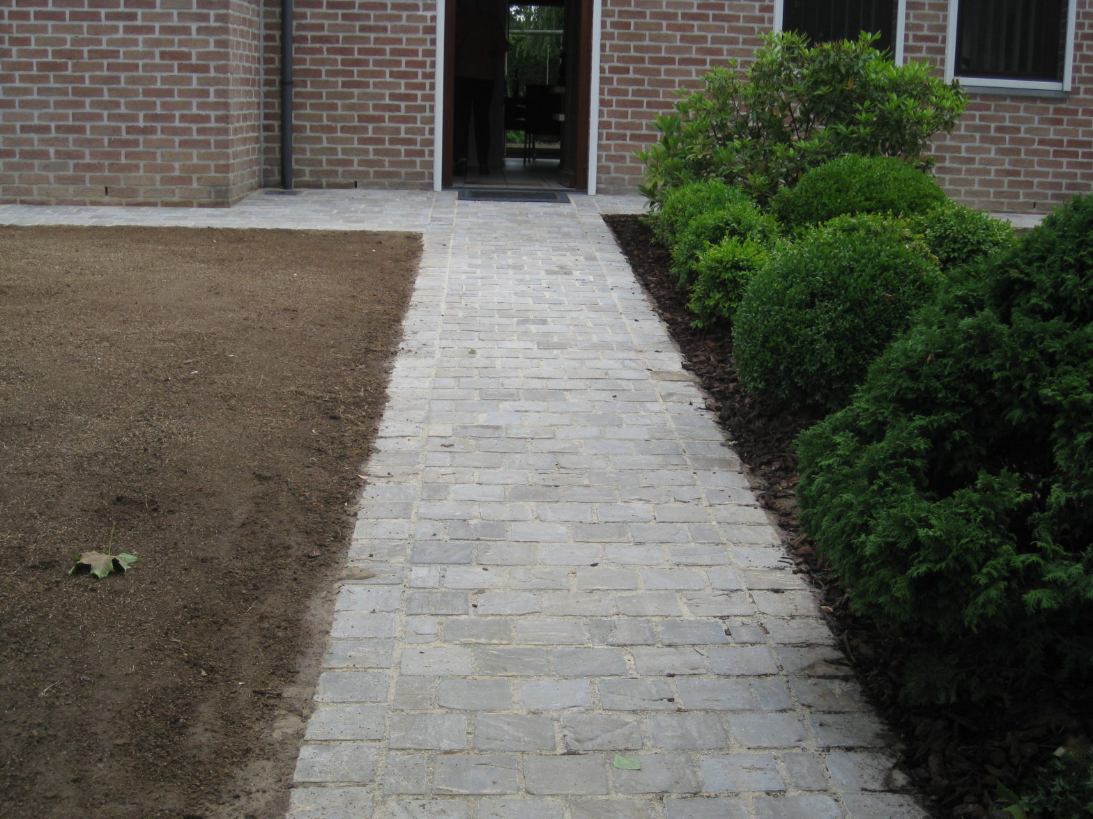 Pavage Hecq TP (Travaux Publics) 59 - aménagement extérieur - assainissement - Maubeuge Valenciennes Cambrai Douai Lille Saint Quentin